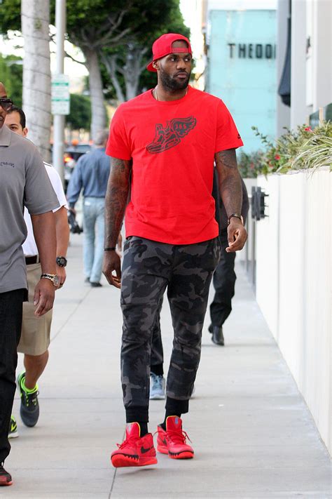 lebron james outfit.